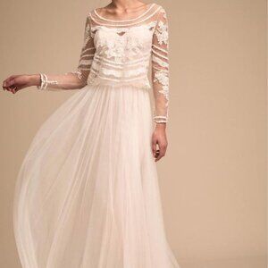 Novella Gown from BHLDN Wedding Dress Size 8
